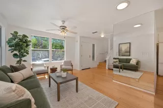Photo #6: 226074141 Listing