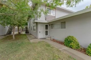Photo #3: 226074195 Listing