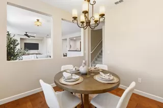Photo #6: 226074813 Listing