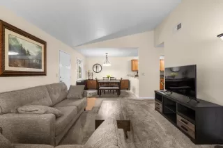 Photo #5: 226074936 Listing 