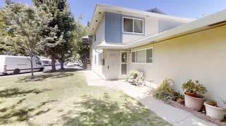 Photo #2: 226075717 Listing