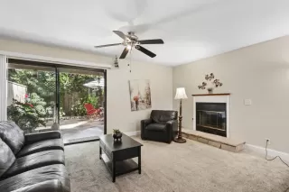 Photo #3: 226075795 Listing