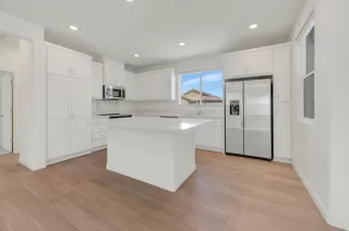 Photo #2: 226076267 Listing 