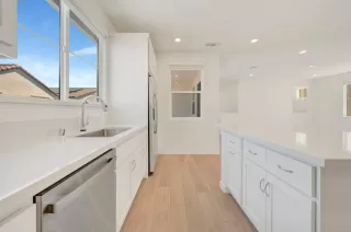 Photo #4: 226076267 Listing 