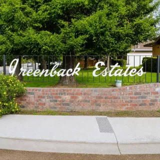 Photo #3: 226076275 Listing