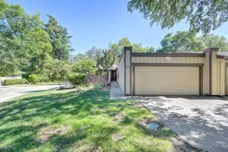 Browse active condo listings in CROSSWOODS