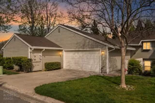 More Details about MLS # 226076997 : 123 VALLEY OAK DR #34