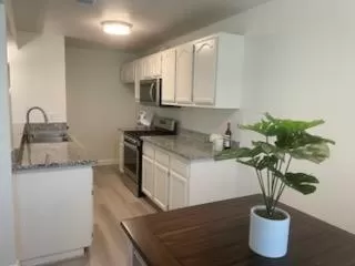 Photo #3: 226077560 Listing