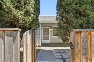 Photo #4: 226077919 Listing