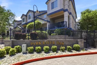 Photo #4: 226077976 Listing 