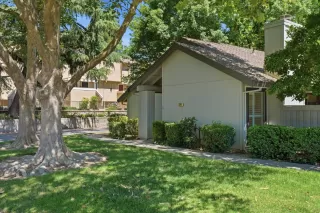 Photo #3: 226078129 Listing 