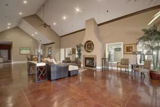 Photo #3: 226078722 Listing 