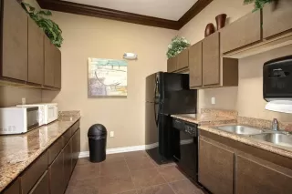 Photo #6: 226078722 Listing 