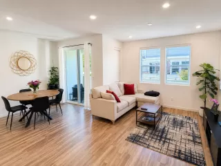 Photo #5: 226079218 Listing