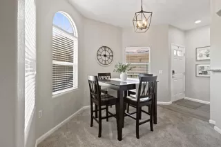 Photo #4: 226079438 Listing 