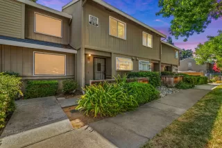 Photo #1: 226079712 Listing