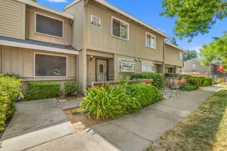 Photo #2: 226079712 Listing