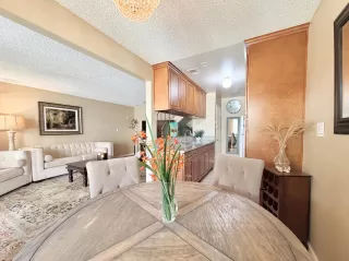 Photo #6: 226080803 Listing 