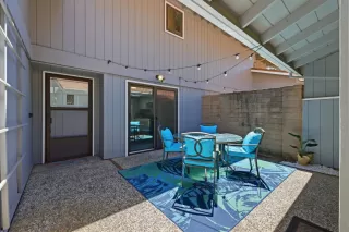 Photo #4: 226081069 Listing 