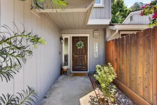Photo #4: 226081507 Listing 