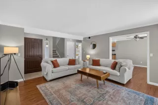 Photo #6: 226081507 Listing 