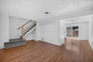Photo #1: 226081753 Listing