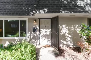Photo #2: 226082427 Listing 