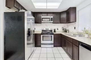 Photo #4: 226082641 Listing 