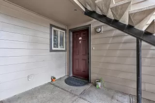 Photo #2: 226082716 Listing