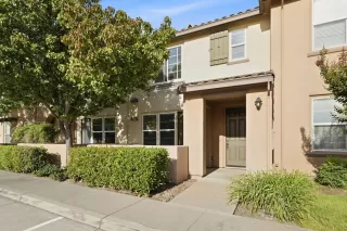 Photo #3: 226083174 Listing