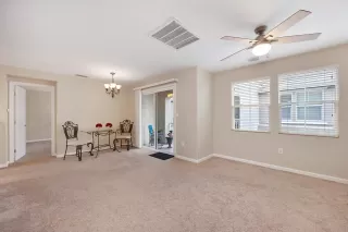 Photo #3: 226083247 Listing