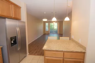Photo #6: 226083484 Listing