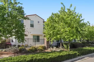 Photo #6: 226083838 Listing 