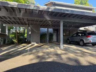 Photo #6: 226084228 Listing