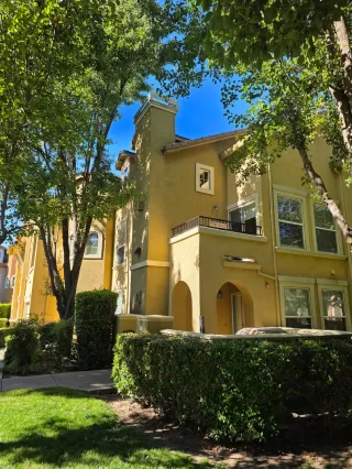 Browse active condo listings in RIVA ON THE RIVER