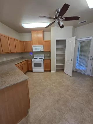 Photo #5: 226084252 Listing 
