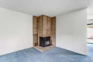 Photo #5: 226084339 Listing