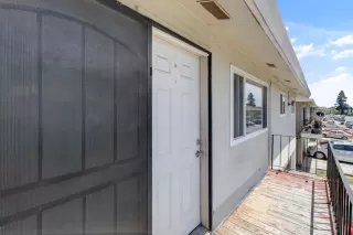 Photo #3: 226084937 Listing
