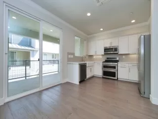 Photo #3: 226085346 Listing 