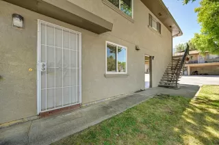 Photo #5: 226085669 Listing
