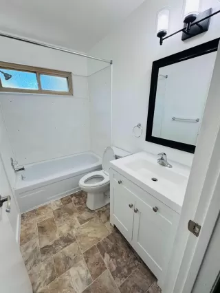 Photo #6: 226086368 Listing