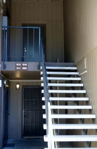 Photo #3: 226087273 Listing