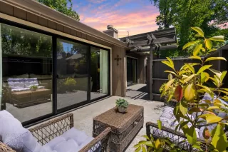 Photo #1: 226087619 Listing