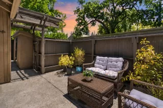 Photo #2: 226087619 Listing