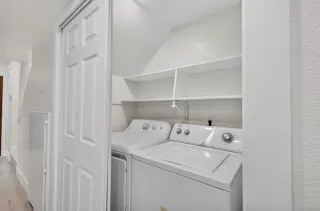 Photo #3: 226087669 Listing 