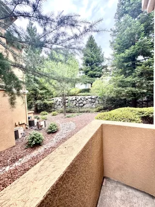 Photo #2: 226088452 Listing