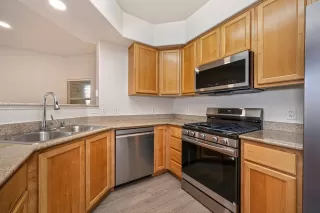 Photo #6: 226088482 Listing