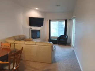Photo #2: 226088526 Listing 