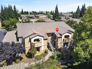 Photo #1: 226088649 Listing 