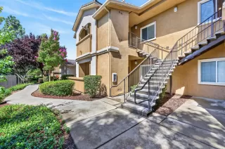 Photo #3: 226088649 Listing 